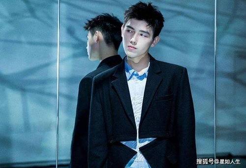 娱乐吃瓜博主陈飞宇微博,揭秘娱乐圈幕后故事